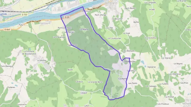 Maison 140 m² quatre pièces à vendre à Pontours