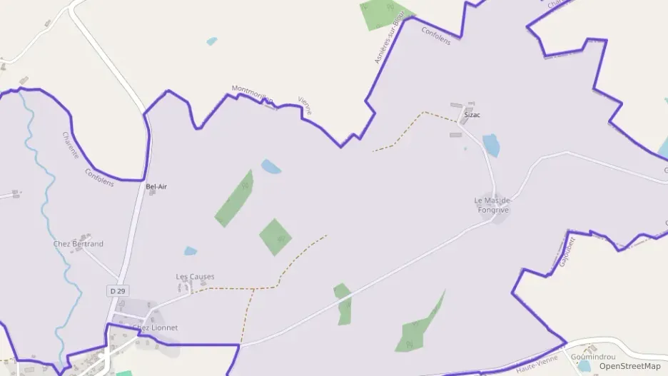 Maison 124 m² quatre pièces à vendre à Oradour-Fanais Maison 124 m² quatre pièces à vendre à Oradour-Fanais