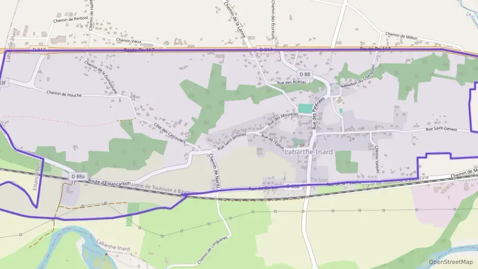 Maison 200 m² six pièces à vendre à Labarthe-Inard