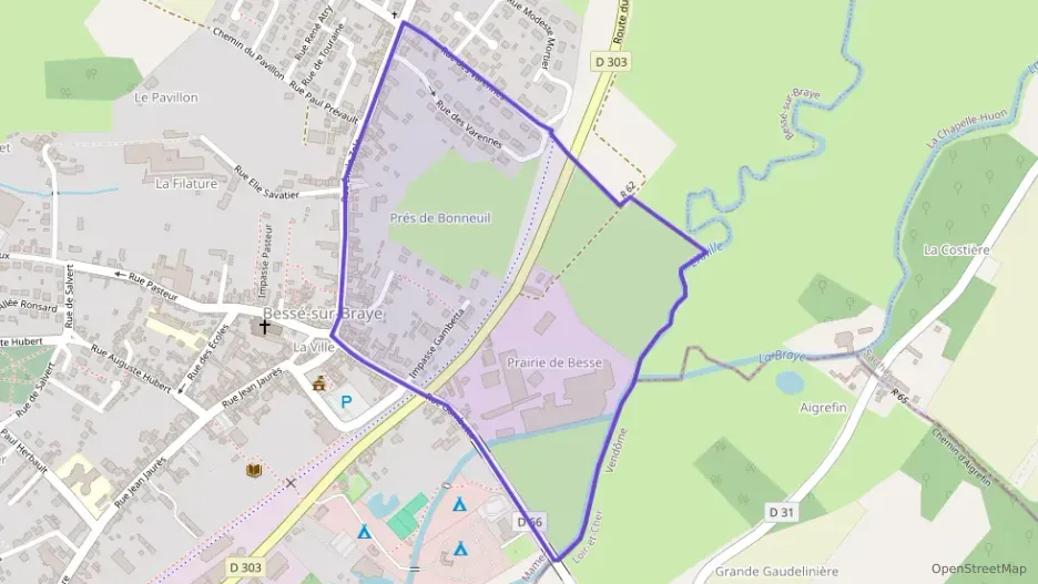 Maison 96 m² quatre pièces à vendre à Bessé-sur-Braye Maison 96 m² quatre pièces à vendre à Bessé-sur-Braye