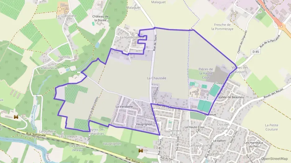 Maison 90 m² trois pièces à vendre à Esvres Maison 90 m² trois pièces à vendre à Esvres