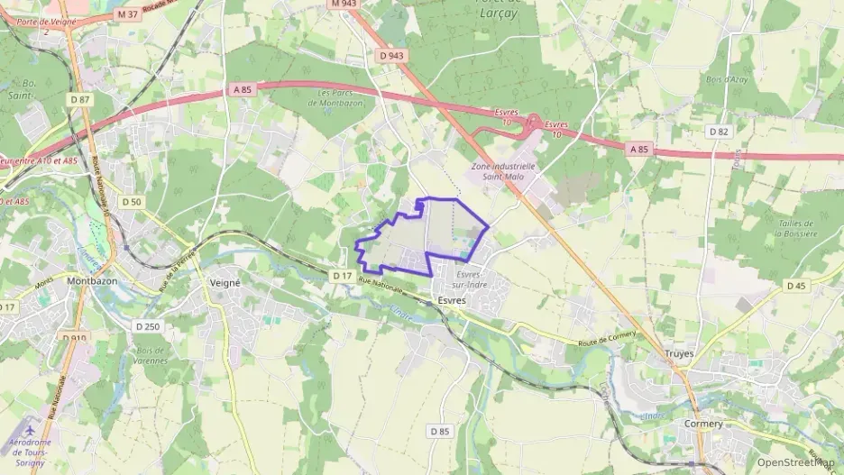 Maison 90 m² trois pièces à vendre à Esvres Maison 90 m² trois pièces à vendre à Esvres