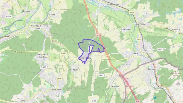 Maison 100 m² quatre pièces à vendre à Fêche-l`Église