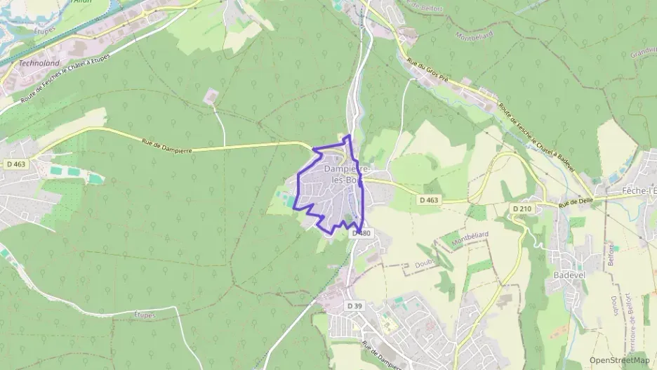 Maison 144 m² quatre pièces à vendre à Dampierre-les-Bois Maison 144 m² quatre pièces à vendre à Dampierre-les-Bois