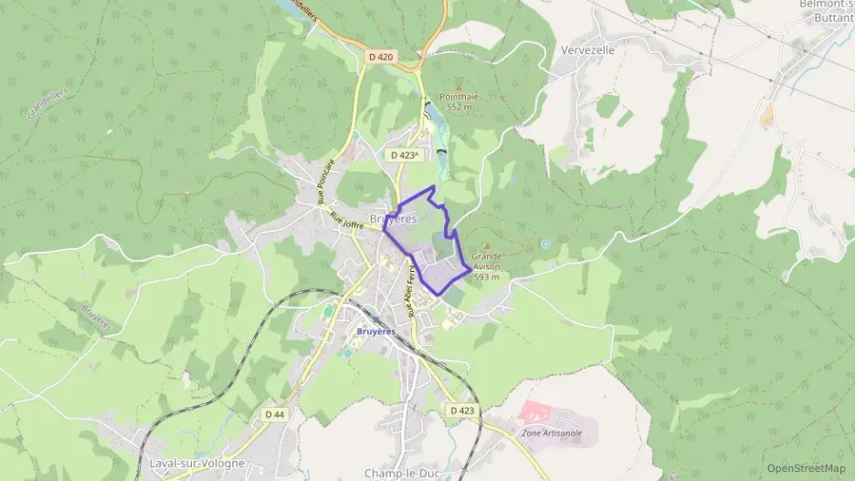 Maison 131 m² sept pièces à vendre à Bruyères