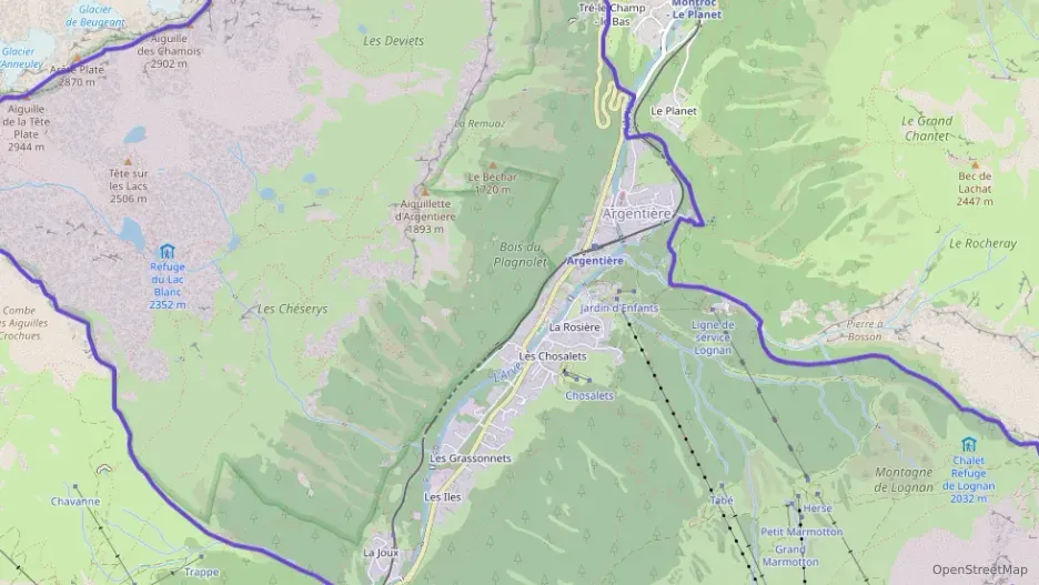 Maison 185 m² cinq pièces à vendre à Chamonix-Mont-Blanc Maison 185 m² cinq pièces à vendre à Chamonix-Mont-Blanc