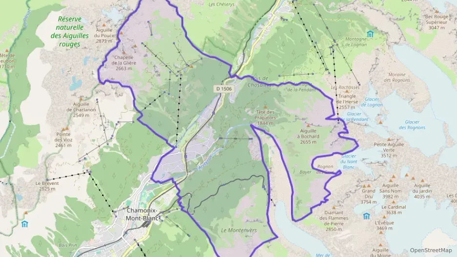 Maison 80 m² quatre pièces à vendre à Chamonix-Mont-Blanc Maison 80 m² quatre pièces à vendre à Chamonix-Mont-Blanc
