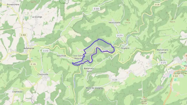 Maison 148 m² quatre pièces à vendre à Cour-Saint-Maurice