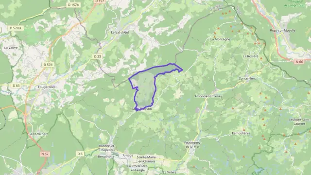 Maison 126 m² quatre pièces à vendre à Saint-Bresson