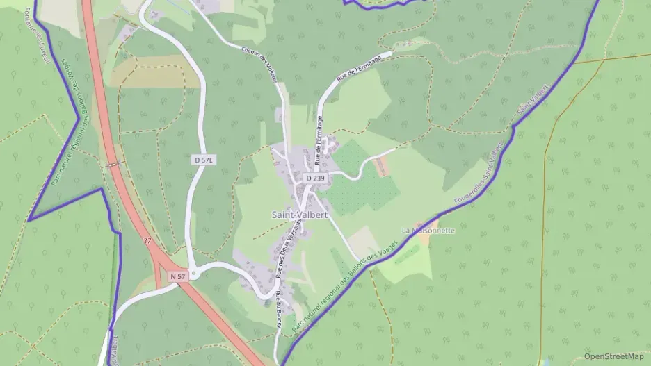 Maison 130 m² cinq pièces à vendre à Fougerolles-Saint-Valbert Maison 130 m² cinq pièces à vendre à Fougerolles-Saint-Valbert