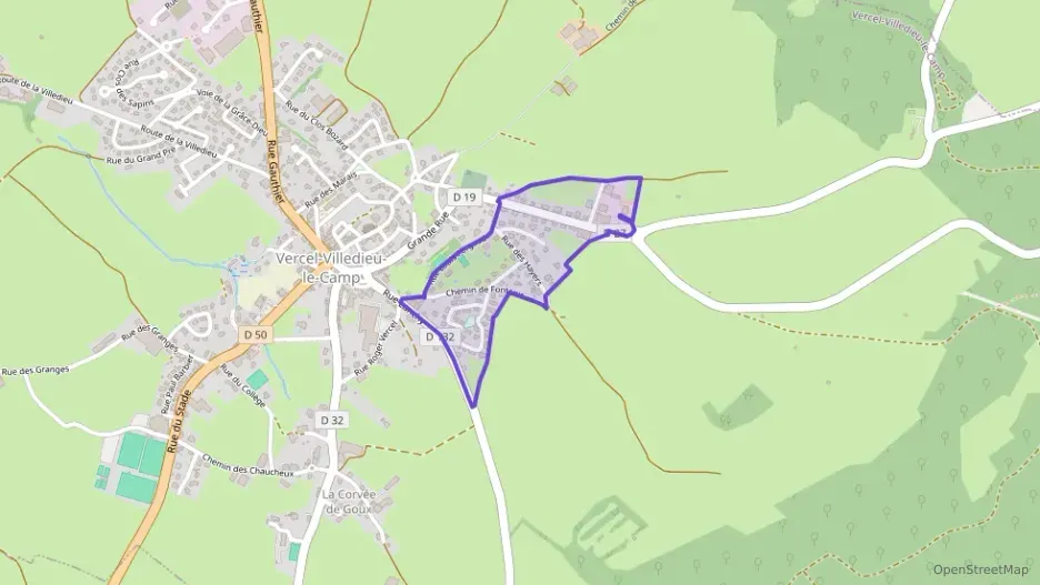 Maison 99 m² quatre pièces à vendre à Vercel-Villedieu-le-Camp