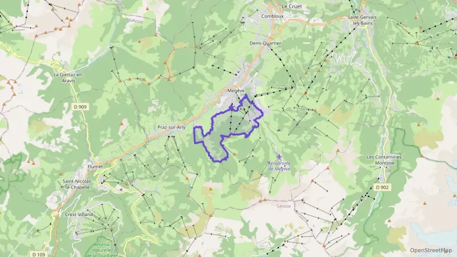 Maison 99 m² trois pièces à vendre à Megève Maison 99 m² trois pièces à vendre à Megève