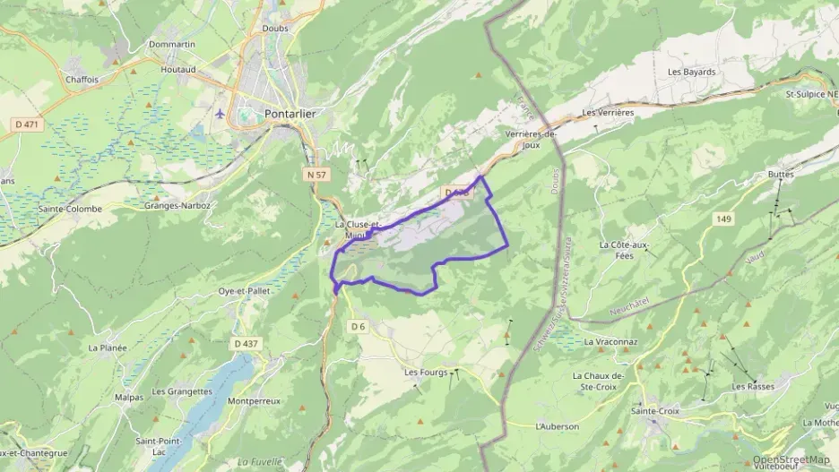 Maison 115 m² cinq pièces à vendre à La Cluse-et-Mijoux