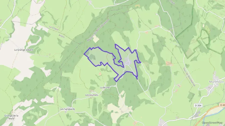 Maison 140 m² quatre pièces à vendre à Maisons-du-Bois-Lièvremont