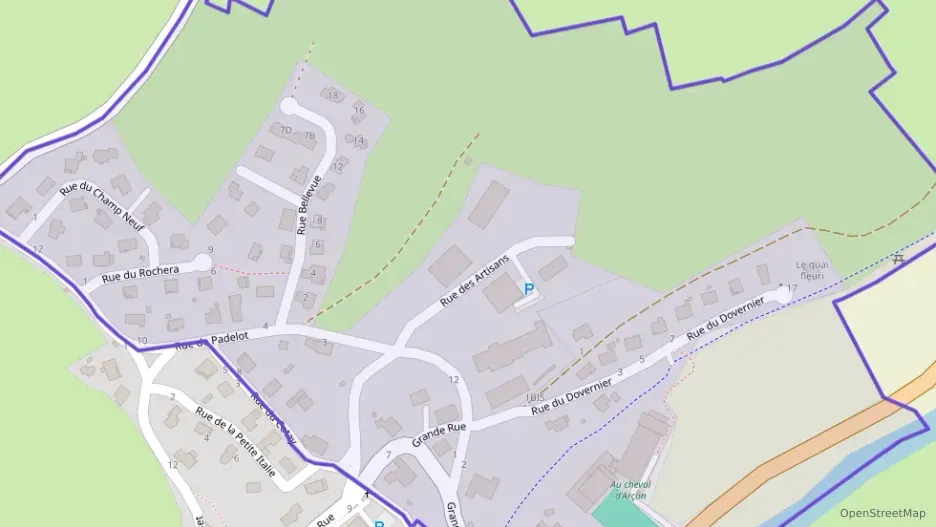 Maison 91 m² quatre pièces à vendre à Arçon Maison 91 m² quatre pièces à vendre à Arçon