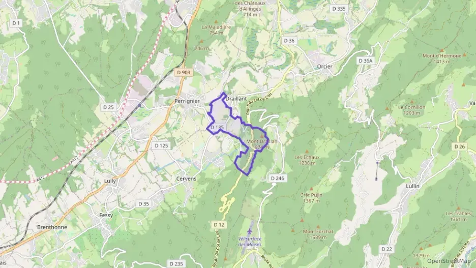 Maison 190 m² cinq pièces à vendre à Draillant Maison 190 m² cinq pièces à vendre à Draillant