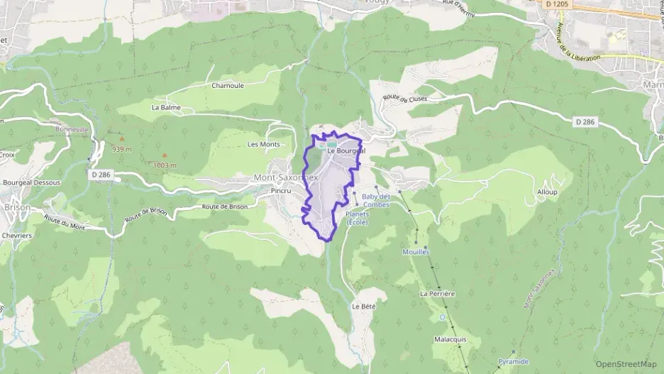 Maison 190 m² six pièces à vendre à Mont-Saxonnex Maison 190 m² six pièces à vendre à Mont-Saxonnex