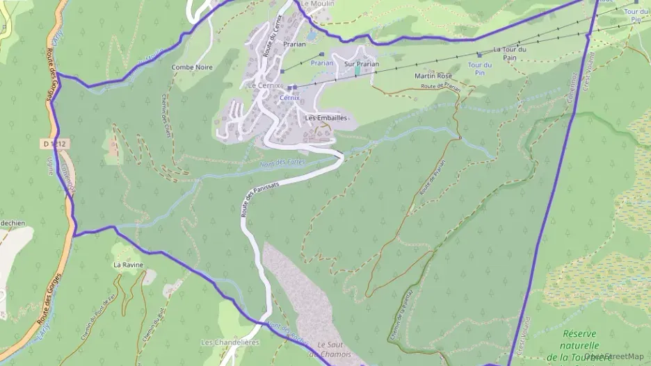 Maison 90 m² cinq pièces à vendre à Cohennoz Maison 90 m² cinq pièces à vendre à Cohennoz