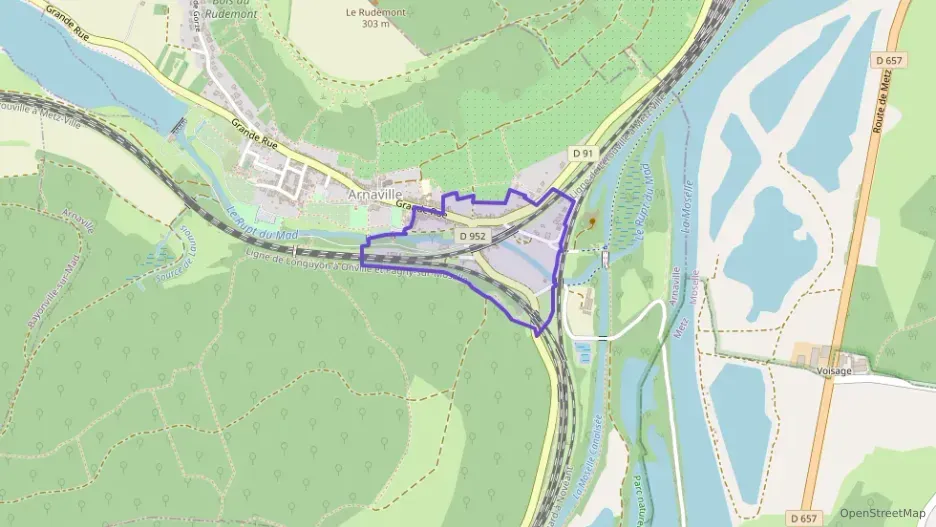 Maison 132 m² cinq pièces à vendre à Arnaville Maison 132 m² cinq pièces à vendre à Arnaville