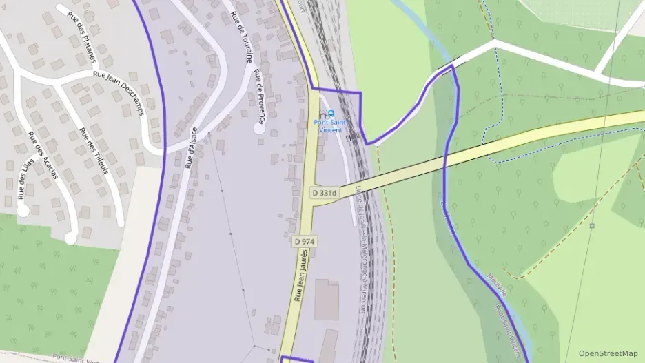 Maison 114 m² sept pièces à vendre à Pont-Saint-Vincent