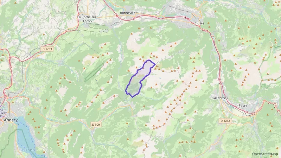 Maison 220 m² sept pièces à vendre à Le Grand-Bornand