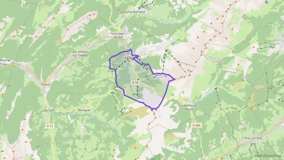 Maison 132 m² six pièces à vendre à La Clusaz Maison 132 m² six pièces à vendre à La Clusaz