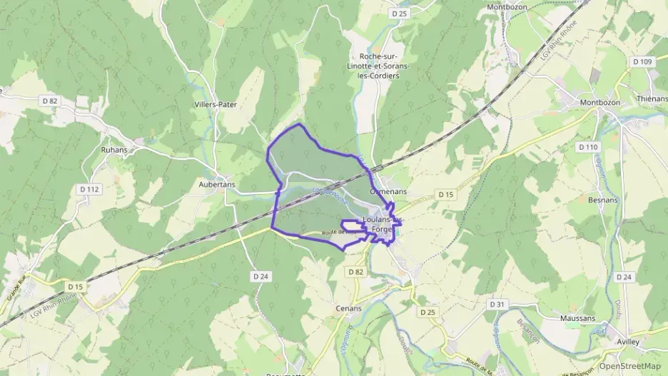 Maison 90 m² quatre pièces à vendre à Loulans-Verchamp Maison 90 m² quatre pièces à vendre à Loulans-Verchamp