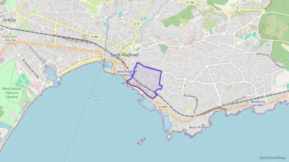 Maison 92 m² quatre pièces à vendre à Saint-Raphaël