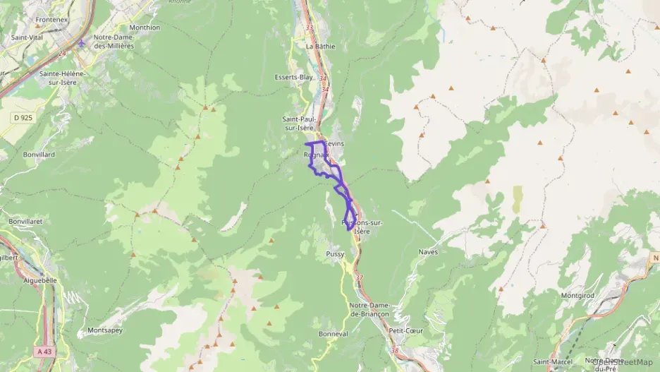 Maison 136 m² six pièces à vendre à Rognaix Maison 136 m² six pièces à vendre à Rognaix