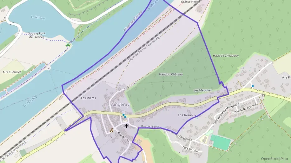 Maison 81 m² quatre pièces à vendre à Aingeray Maison 81 m² quatre pièces à vendre à Aingeray