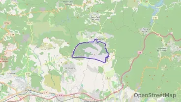 Maison 126 m² quatre pièces à vendre à Bagnols-en-Forêt