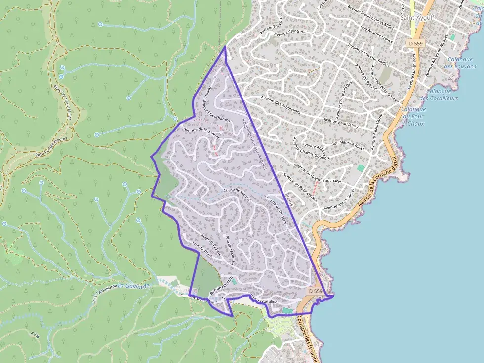 Maison 67 m² quatre pièces à vendre à Roquebrune-sur-Argens