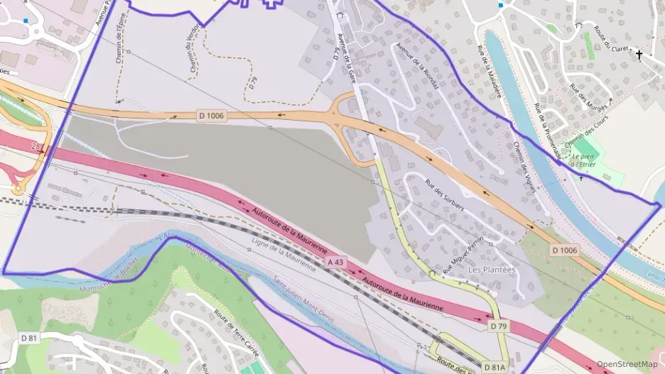 Maison 84 m² cinq pièces à vendre à Saint-Julien-Mont-Denis Maison 84 m² cinq pièces à vendre à Saint-Julien-Mont-Denis