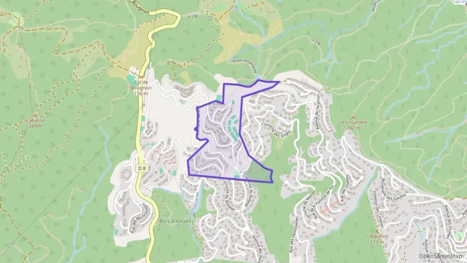 Maison 48 m² trois pièces à vendre à Roquebrune-sur-Argens Maison 48 m² trois pièces à vendre à Roquebrune-sur-Argens