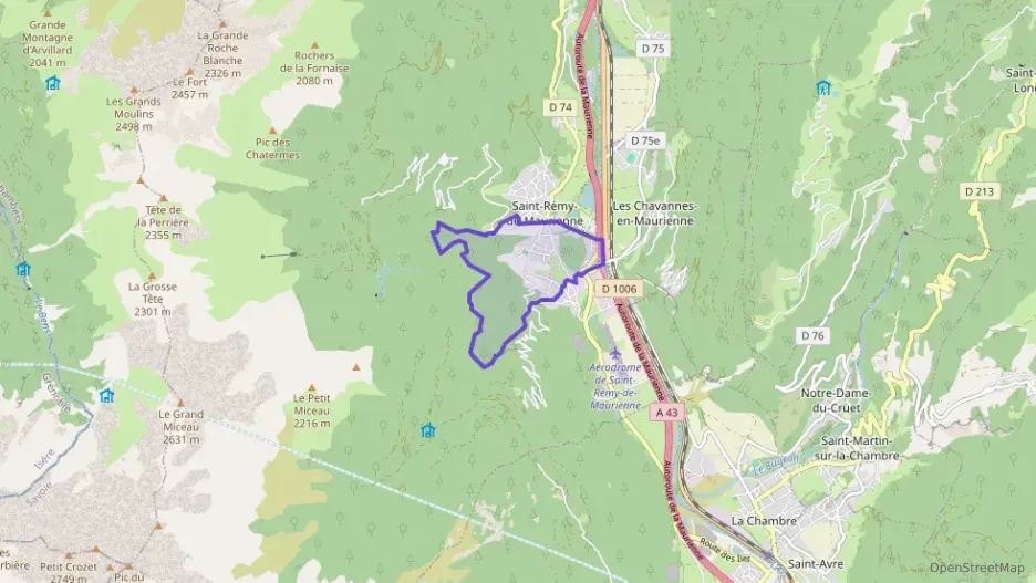 Maison 51 m² trois pièces à vendre à Saint-Rémy-de-Maurienne Maison 51 m² trois pièces à vendre à Saint-Rémy-de-Maurienne