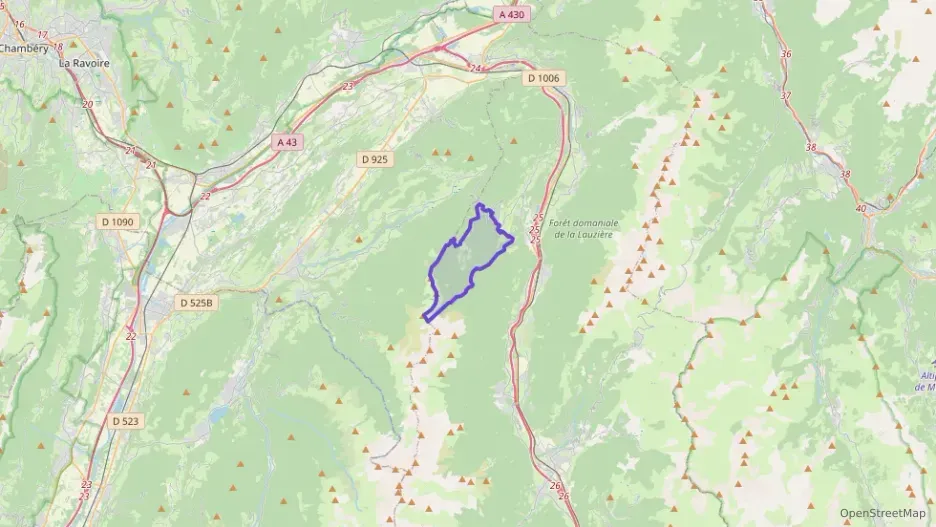 Maison 178 m² trois pièces à vendre à Saint-Alban-d`Hurtières Maison 178 m² trois pièces à vendre à Saint-Alban-d`Hurtières