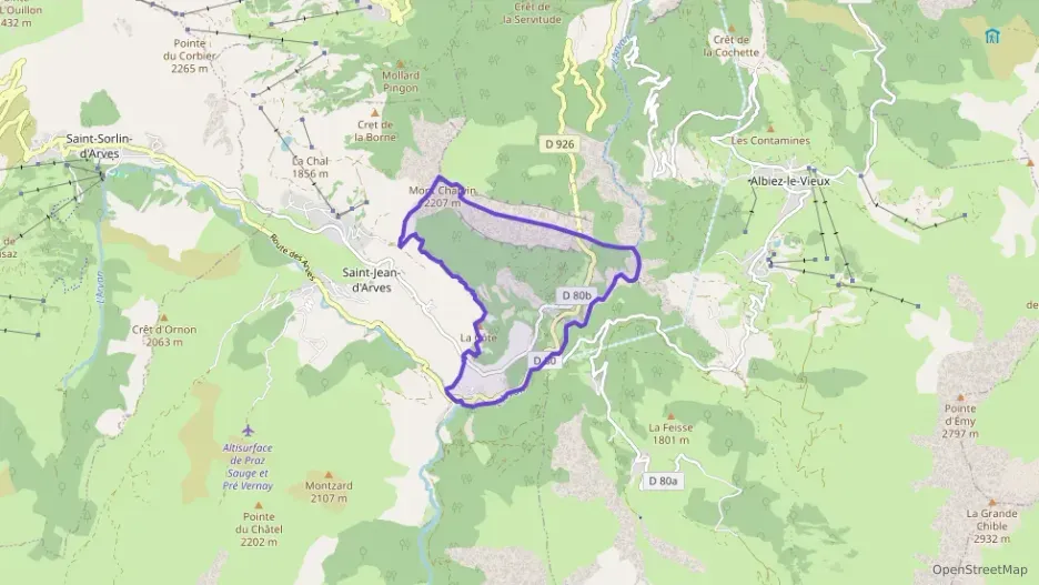 Maison 100 m² quatre pièces à vendre à Saint-Jean-d`Arves