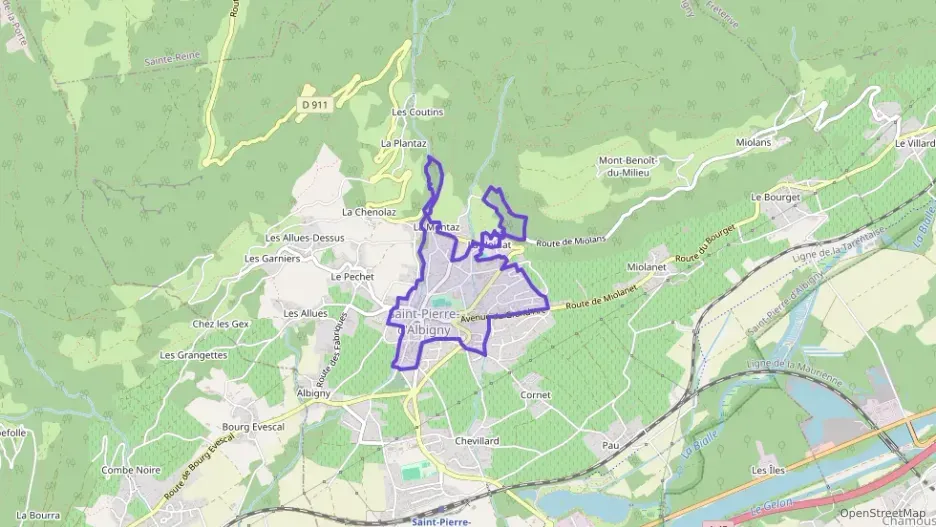 Maison 119 m² cinq pièces à vendre à Saint-Pierre-d`Albigny Maison 119 m² cinq pièces à vendre à Saint-Pierre-d`Albigny