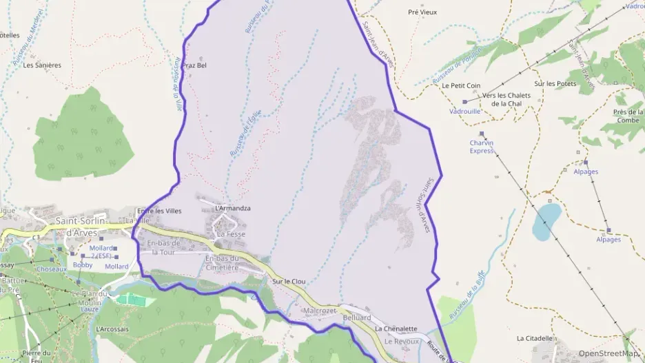 Maison 120 m² cinq pièces à vendre à Saint-Sorlin-d`Arves Maison 120 m² cinq pièces à vendre à Saint-Sorlin-d`Arves