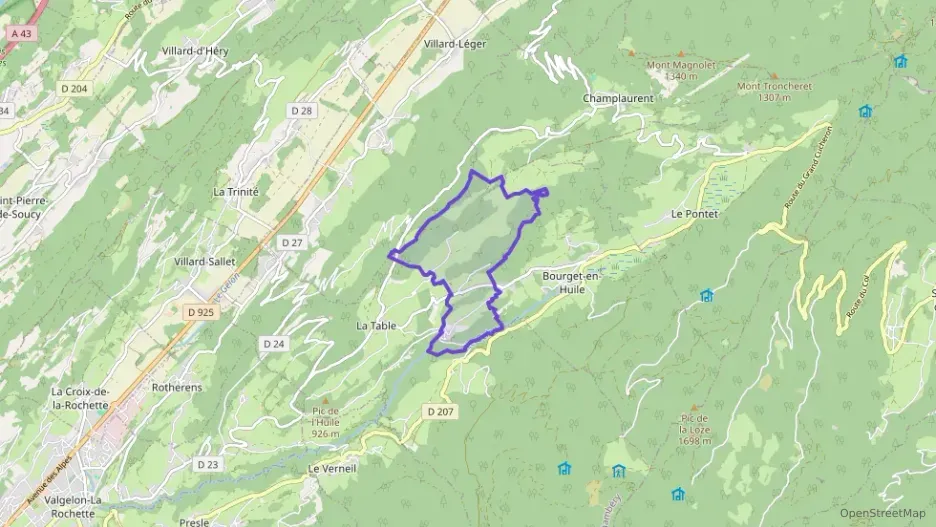 Maison 140 m² quatre pièces à vendre à La Table Maison 140 m² quatre pièces à vendre à La Table