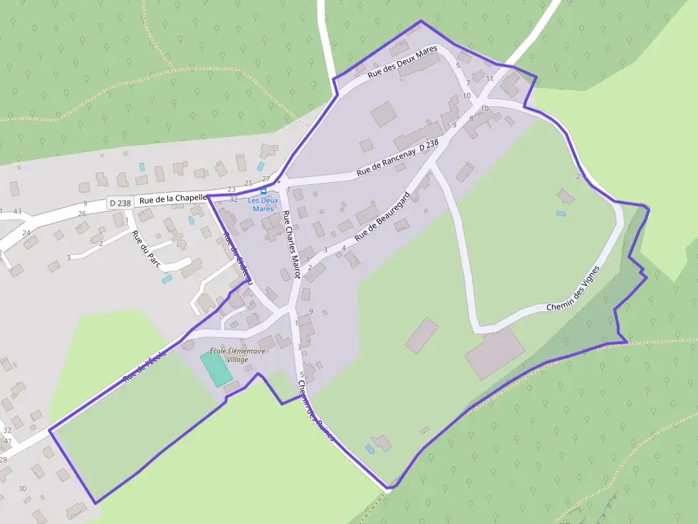 Maison 140 m² trois pièces à vendre à Montferrand-le-Château