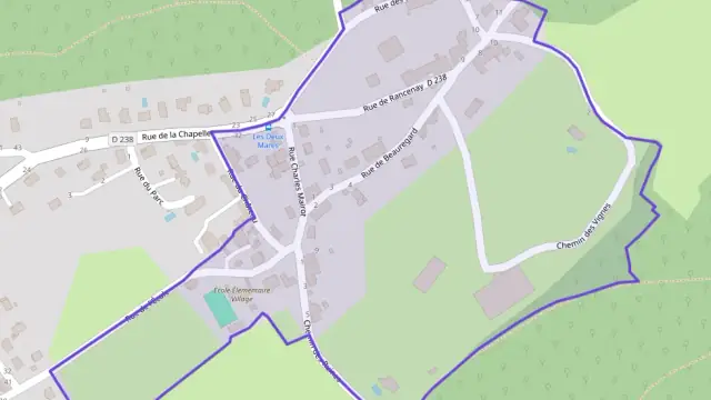 Maison 140 m² trois pièces à vendre à Montferrand-le-Château