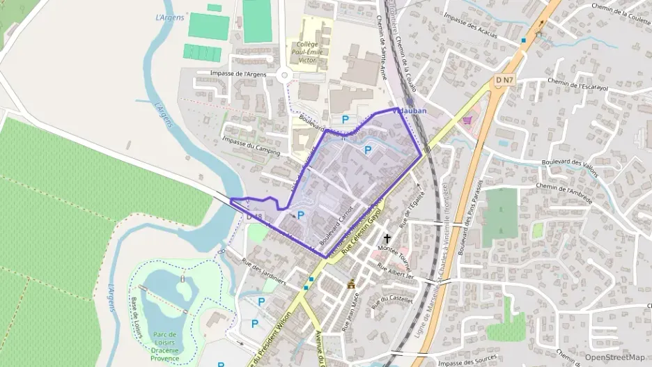 Maison 122 m² quatre pièces à vendre à Vidauban Maison 122 m² quatre pièces à vendre à Vidauban