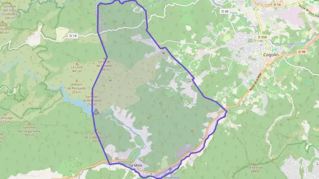 Maison 88 m² quatre pièces à vendre à La Môle