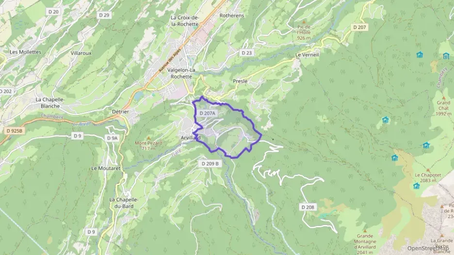 Maison 115 m² cinq pièces à vendre à Arvillard Maison 115 m² cinq pièces à vendre à Arvillard