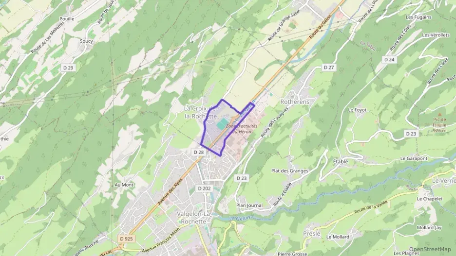Maison 160 m² cinq pièces à vendre à La Croix-de-la-Rochette Maison 160 m² cinq pièces à vendre à La Croix-de-la-Rochette