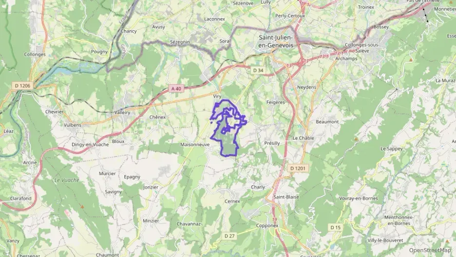 Maison 100 m² cinq pièces à vendre à Viry Maison 100 m² cinq pièces à vendre à Viry