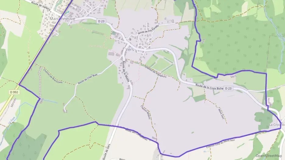 Maison 129 m² quatre pièces à vendre à Vers