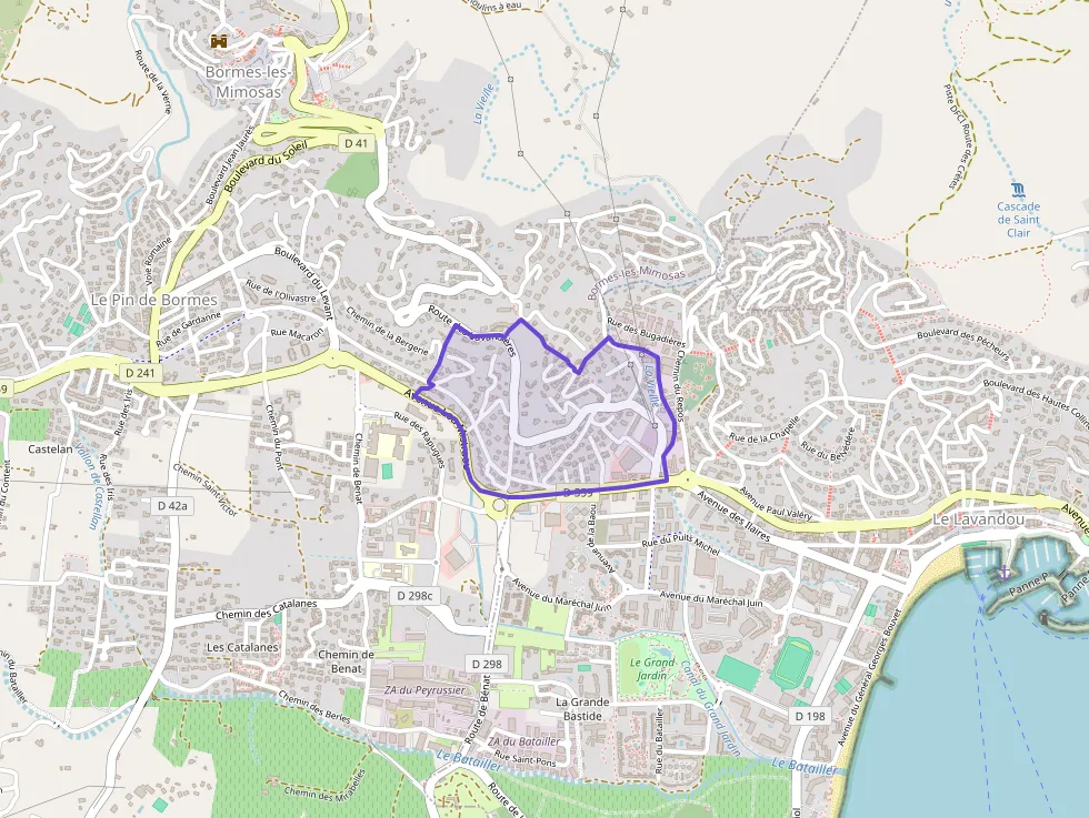 Maison 100 m² quatre pièces à vendre à Bormes-les-Mimosas