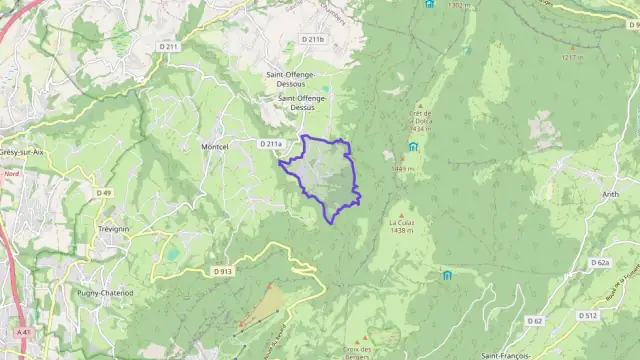 Maison 134 m² quatre pièces à vendre à Saint-Offenge